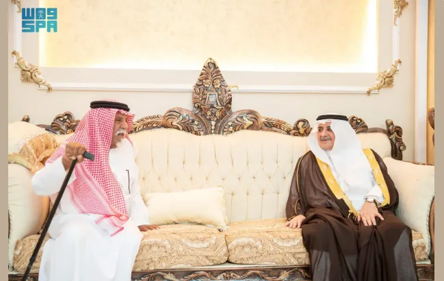أمير منطقة تبوك يُعزّي في وفاة سالم الضيوفي أمير منطقة تبوك يُعزّي في وفاة سالم الضيوفي