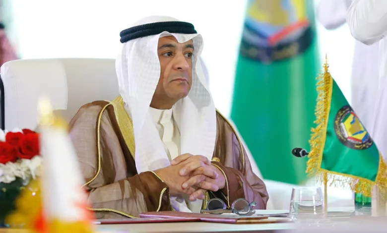 أمين مجلس التعاون الخليجي: المعطيات الفنية لمستويات الإشعاع ما زالت في الحدود الآمنة حتى الآن. أمين مجلس التعاون الخليجي: المعطيات الفنية لمستويات الإشعاع ما زالت في الحدود الآمنة حتى الآن.