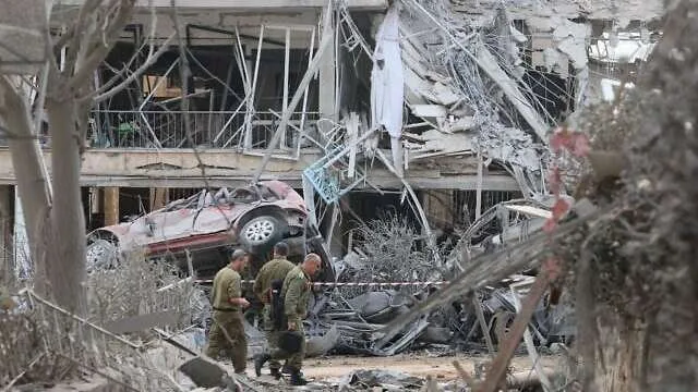 “أنا معها بالكامل”… إسرائيليون يؤيدون ضرب إيران رغم الهجمات الصاروخية على تل أبيب “أنا معها بالكامل”… إسرائيليون يؤيدون ضرب إيران رغم الهجمات الصاروخية على تل أبيب