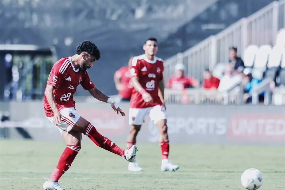 «أنتم الداعمون».. لاعب الأهلي يوجه رسالة للجماهير قبل بطولة كأس العالم للأندية «أنتم الداعمون».. لاعب الأهلي يوجه رسالة للجماهير قبل بطولة كأس العالم للأندية