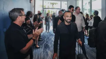 أهلي جدة يصل ميامي بتصميم جديد وصفقة مميزة تحت الأضواء