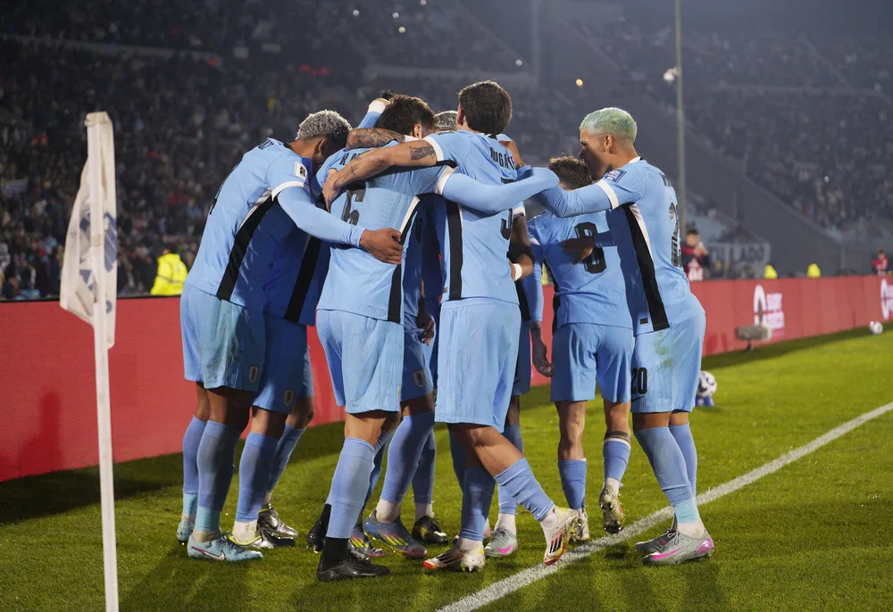 أوروجواي تحقق انتصاراً على فنزويلا بهدفين وتزداد فرصها في التأهل لكأس العالم أوروجواي تحقق انتصاراً على فنزويلا بهدفين وتزداد فرصها في التأهل لكأس العالم