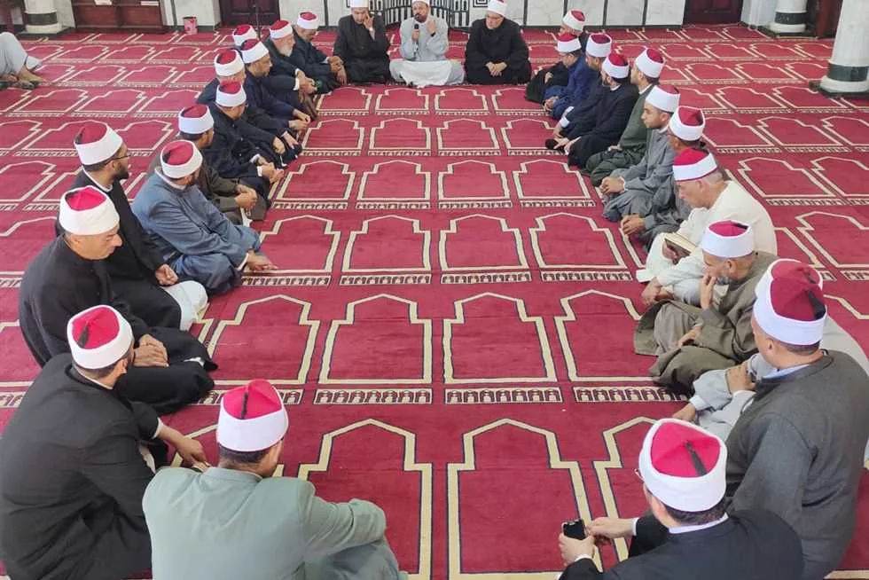 أوقاف مطروح تنظم أكبر قافلة دعوية لتشمل مساجد المدينة ومكافحة الفكر المتطرف أوقاف مطروح تنظم أكبر قافلة دعوية لتشمل مساجد المدينة ومكافحة الفكر المتطرف