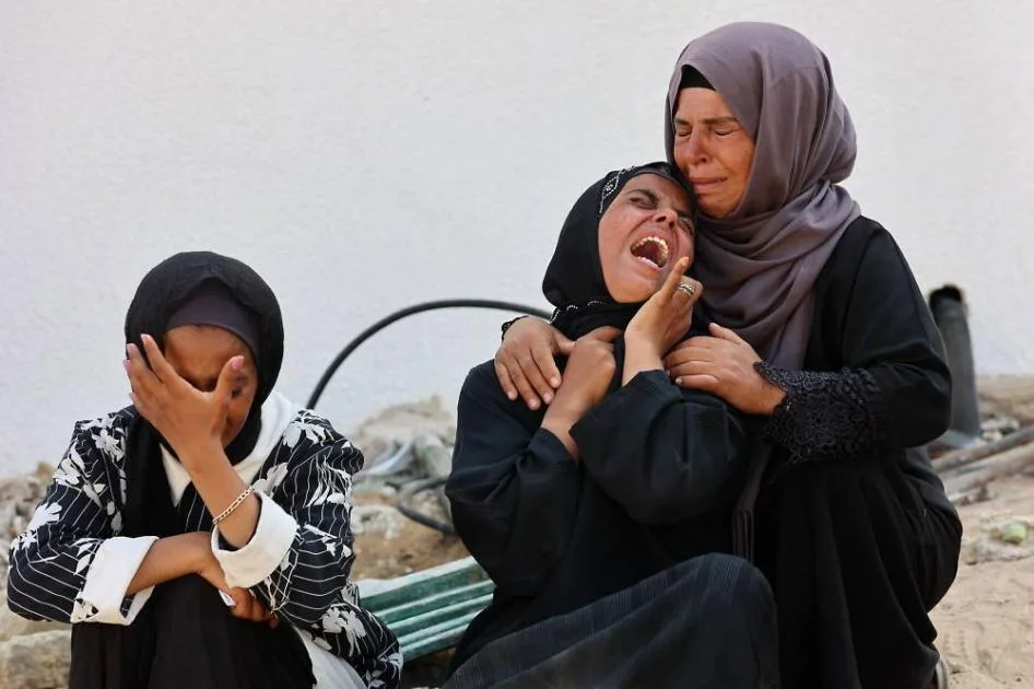 إسرائيل ت eviction مناطق جديدة وتواصل استهداف الجياع في غزة إسرائيل ت eviction مناطق جديدة وتواصل استهداف الجياع في غزة