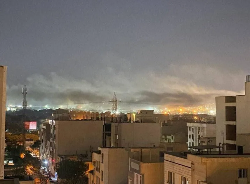 إسرائيل تستهدف المنشآت النووية والصاروخية في إيران. إسرائيل تستهدف المنشآت النووية والصاروخية في إيران.