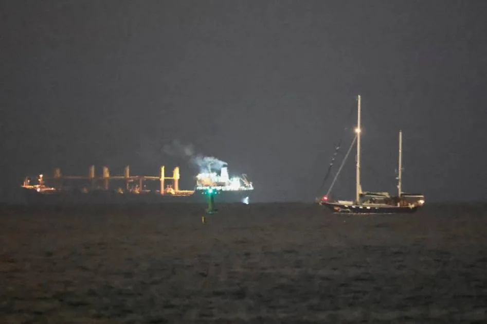 إسرائيل في قلب العاصفة بعد اختطاف “مادلين” إسرائيل في قلب العاصفة بعد اختطاف “مادلين”