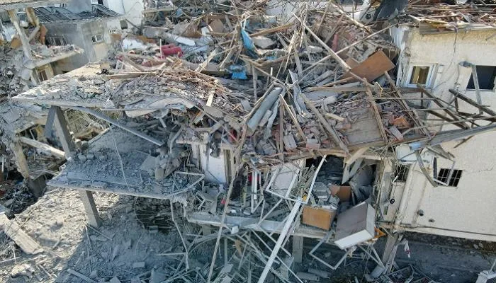إسرائيل وإيران: كل ما تحتاج لمعرفته حول “يوم السبت الناري” إسرائيل وإيران: كل ما تحتاج لمعرفته حول “يوم السبت الناري”
