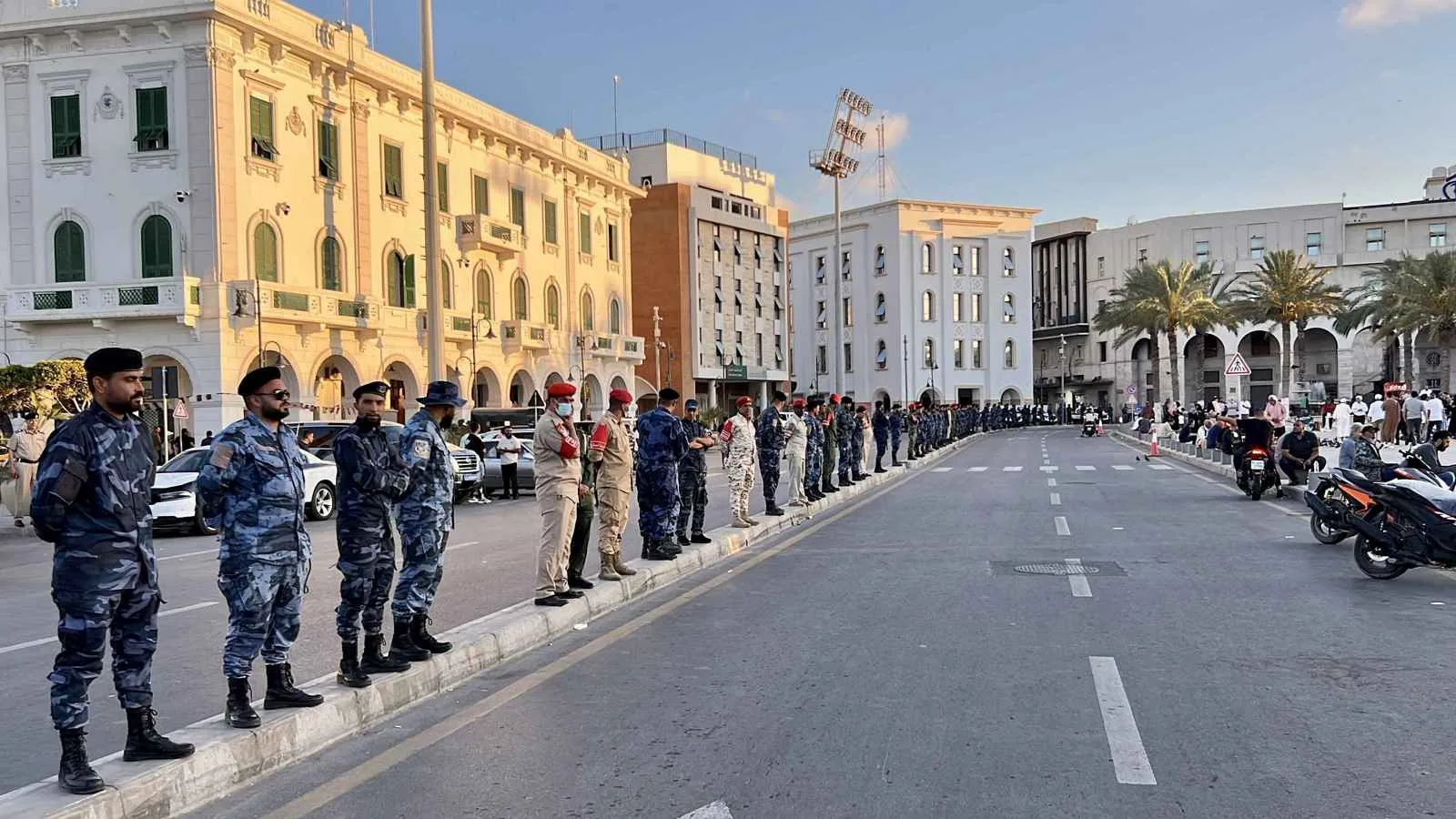 إشارة إلى ‘القوة القاهرة’ في حقول النفط: كيف تؤثر على الاقتصاد الليبي؟