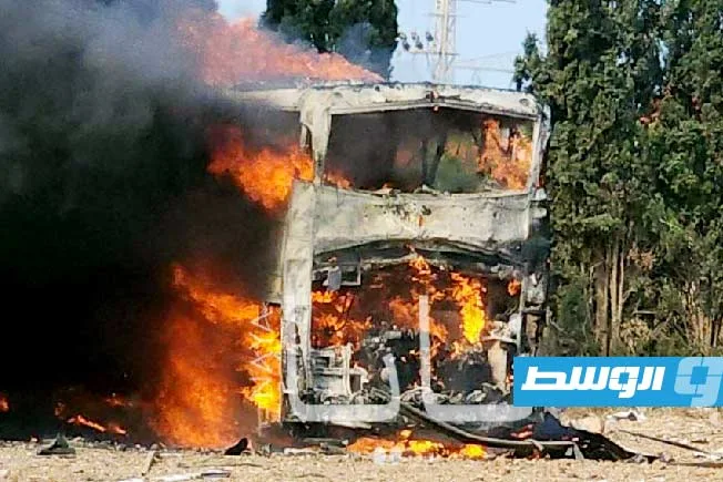 إصابات واندلاع حرائق في حافلات بتل أبيب نتيجة الهجوم الإيراني إصابات واندلاع حرائق في حافلات بتل أبيب نتيجة الهجوم الإيراني