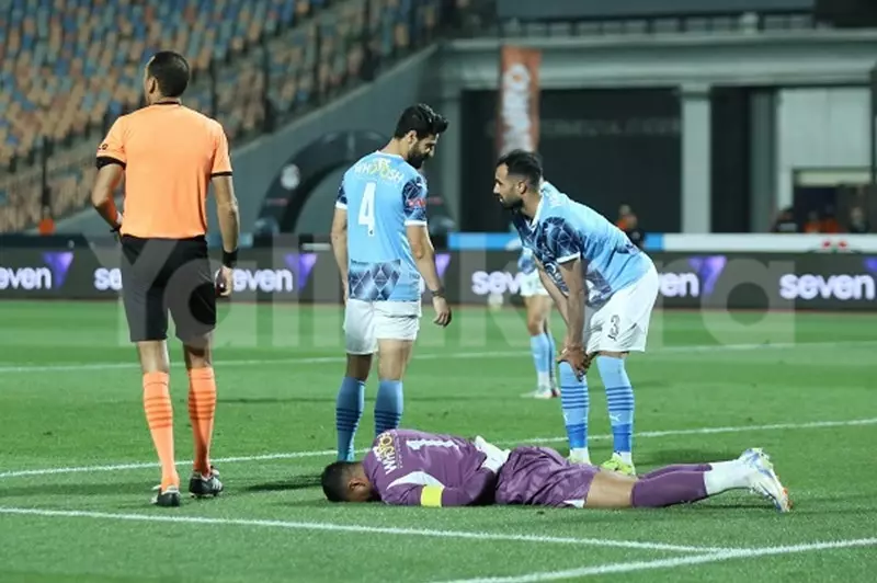 إصابة الشناوي ومرعي خلال 6 دقائق في نهائي كأس مصر إصابة الشناوي ومرعي خلال 6 دقائق في نهائي كأس مصر