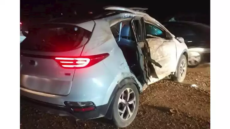إصابة ثلاثة أفراد نتيجة انقلاب سيارة خاصة في الوادي الجديد إصابة ثلاثة أفراد نتيجة انقلاب سيارة خاصة في الوادي الجديد