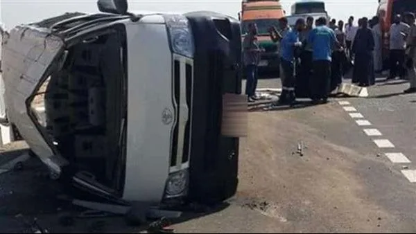 إصابة ثمانية أفراد جراء انقلاب حافلة صغيرة على الطريق الأوسطي إصابة ثمانية أفراد جراء انقلاب حافلة صغيرة على الطريق الأوسطي