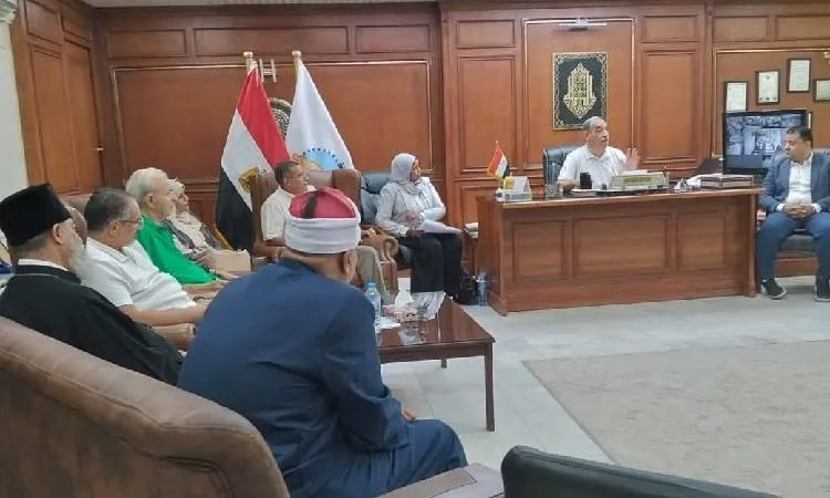 إطلاق مشروع مجتمعي لترميم 20 مدرسة في الغردقة قبل بداية العام الدراسي الجديد. إطلاق مشروع مجتمعي لترميم 20 مدرسة في الغردقة قبل بداية العام الدراسي الجديد.