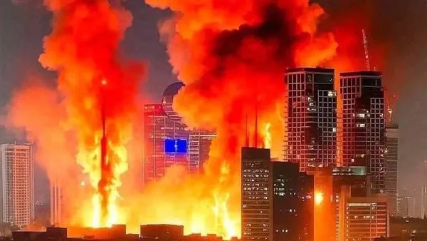 إعلام عبري: دوي انفجارات قوية في تل أبيب ومناطق سكنية متعددة في وسط إسرائيل إعلام عبري: دوي انفجارات قوية في تل أبيب ومناطق سكنية متعددة في وسط إسرائيل