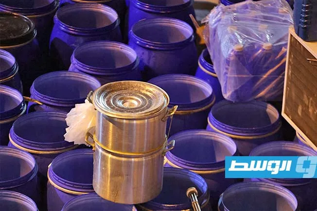 إغلاق مصنع خمور في سبها (فيديو) إغلاق مصنع خمور في سبها (فيديو)