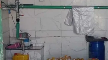 إغلاق مصنع لتصنيع زيت الطعام المزيف في دمياط