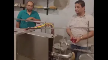 إغلاق مصنع لعصائر مقلدة في بني سويف (صور)