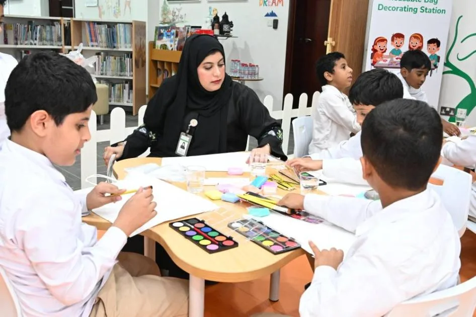 «إقامة دبي» و«الثقافة والفنون» يرفعان مستوى وعي الأطفال بقضايا الاستدامة «إقامة دبي» و«الثقافة والفنون» يرفعان مستوى وعي الأطفال بقضايا الاستدامة