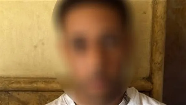 إلقاء القبض على سائق تصرف بتهور بسيارته في المقطم بعد انتشار فيديو على منصات التواصل الاجتماعي. إلقاء القبض على سائق تصرف بتهور بسيارته في المقطم بعد انتشار فيديو على منصات التواصل الاجتماعي.