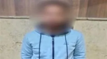 إلقاء القبض على موظف متهم بالتحرش بطالبة في مدخل بناية بالجيزة