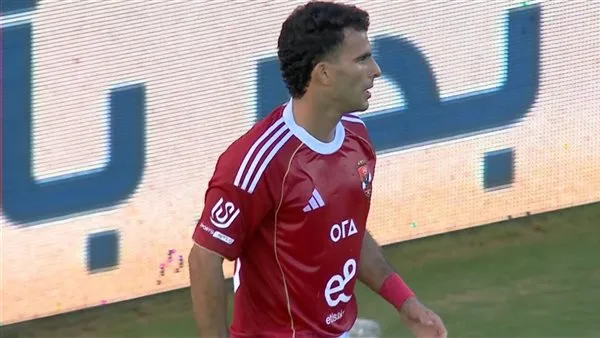 إلقِ نظرة على هدف زيزو الأول مع الأهلي قبل بطولة كأس العالم 2025