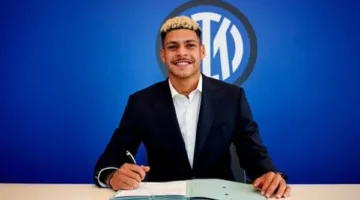 إنتر ميلان يتعاقد مع الجناح البرازيلي لويس هنريكي لتعزيز فريقه للموسم القادم.