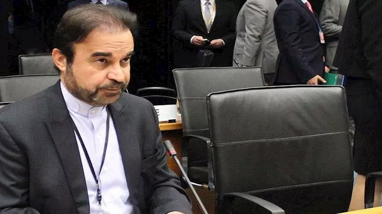 إيران: الثلاثي الأوروبي تراجع عن قرار مجلس الأمن المتعلق ببرنامجنا النووي إيران: الثلاثي الأوروبي تراجع عن قرار مجلس الأمن المتعلق ببرنامجنا النووي
