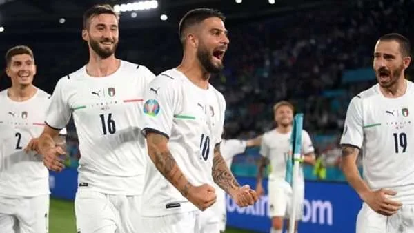 إيطاليا تسجل فوزاً على مولدوفا في تصفيات كأس العالم إيطاليا تسجل فوزاً على مولدوفا في تصفيات كأس العالم