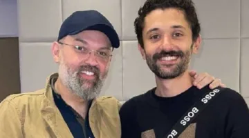 ابن البكري.. محمد محمود عبدالعزيز يحتفل بعيد ميلاد أخيه كريم برسالة مؤثرة وبموسيقى “صاحبي”