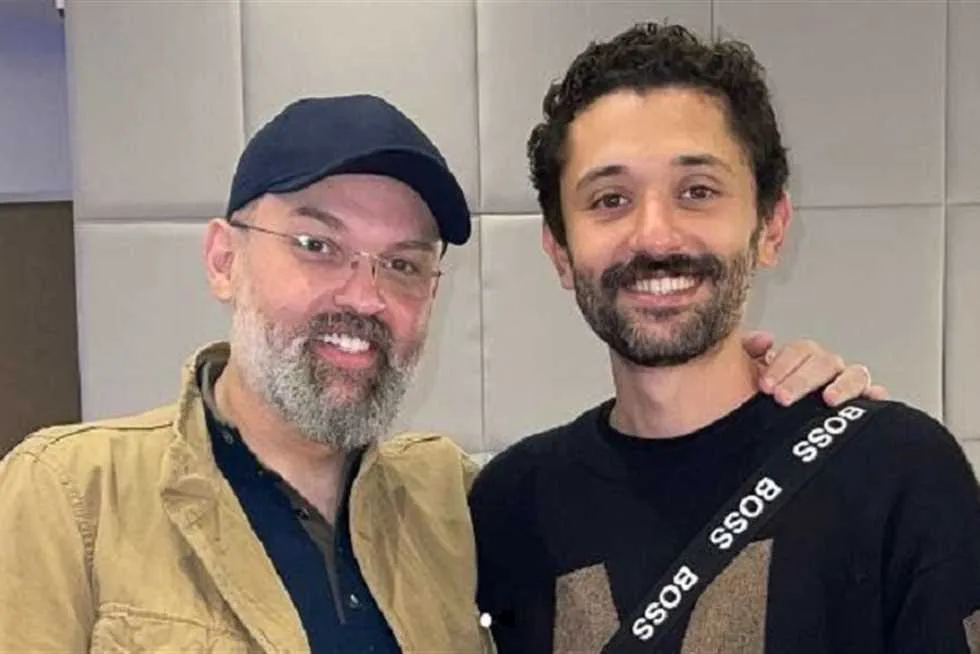 ابن البكري.. محمد محمود عبدالعزيز يحتفل بعيد ميلاد أخيه كريم برسالة مؤثرة وبموسيقى “صاحبي” ابن البكري.. محمد محمود عبدالعزيز يحتفل بعيد ميلاد أخيه كريم برسالة مؤثرة وبموسيقى “صاحبي”