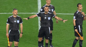 اتحاد الكرة يُعيّن محمود بسيوني حكمًا لمباراة الزمالك وبيراميدز في نهائي كأس مصر