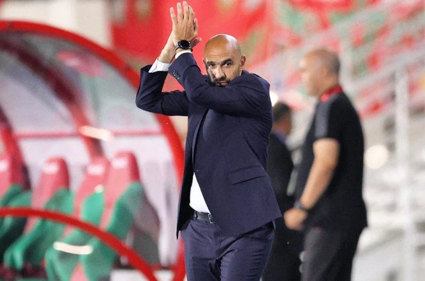 اجتماع لقجع والركراكي بعد مباراتي المغرب مع تونس وبنين اجتماع لقجع والركراكي بعد مباراتي المغرب مع تونس وبنين