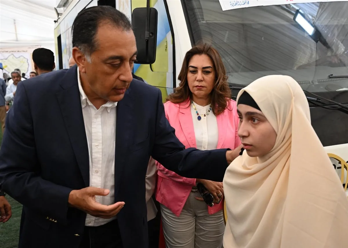 استجابة سريعة.. رئيس الوزراء يوجه باتخاذ الإجراءات اللازمة بشأن “طفلة أبو المطامير” استجابة سريعة.. رئيس الوزراء يوجه باتخاذ الإجراءات اللازمة بشأن “طفلة أبو المطامير”