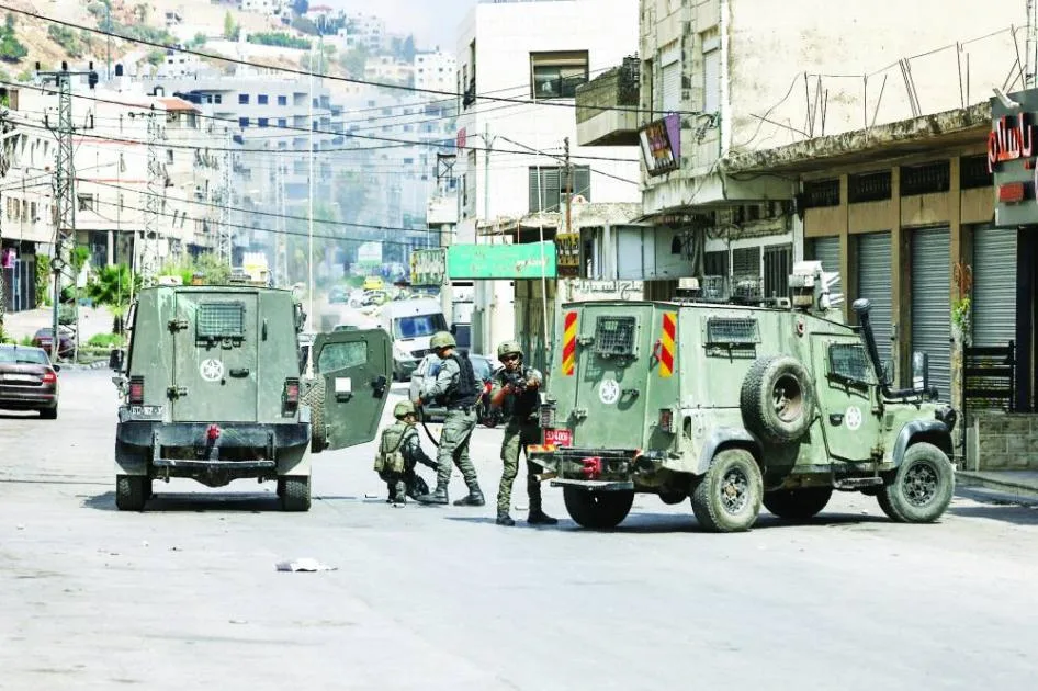 استشهاد فلسطيني بالقرب من جنين ووفاة أسير في السجون الإسرائيلية استشهاد فلسطيني بالقرب من جنين ووفاة أسير في السجون الإسرائيلية