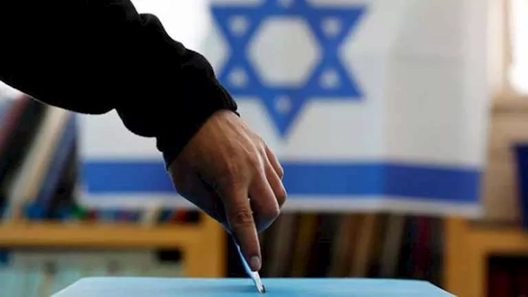 استطلاع: 57% من الإسرائيليين يفضلون تنظيم انتخابات مبكرة