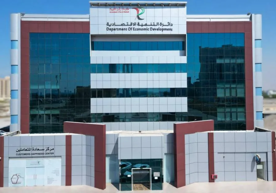 «استعدادات العيد».. مراقبة لحماية المستهلك وتنظيم الأسواق في رأس الخيمة «استعدادات العيد».. مراقبة لحماية المستهلك وتنظيم الأسواق في رأس الخيمة