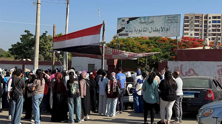 استعدادات شاملة لامتحان اللغة الأجنبية الثانية لطلاب الثانوية في الإسماعيلية استعدادات شاملة لامتحان اللغة الأجنبية الثانية لطلاب الثانوية في الإسماعيلية
