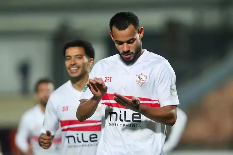 استعدادًا لمباراة بيراميدز.. دونجا يشارك في تدريبات الزمالك مع الفريق.