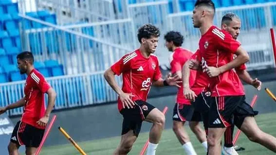 اكتشف توقيت مباراة الأهلي أمام إنتر ميامي في بداية كأس العالم للأندية. اكتشف توقيت مباراة الأهلي أمام إنتر ميامي في بداية كأس العالم للأندية.