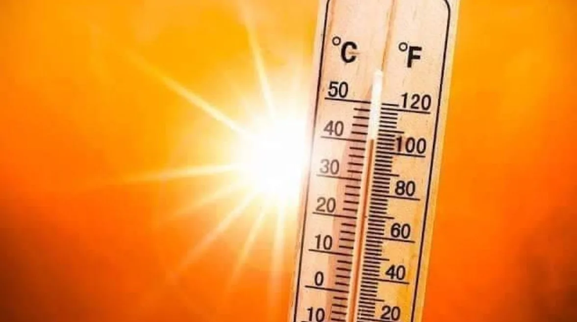 الأرصاد تنبه من أحوال الطقس خلال أيام العيد.. حرارة مرتفعة وغبار والعظمى تصل إلى 44 درجة.