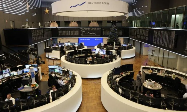 الأسواق الأوروبية تسجل مكاسب بعد قرار البنك المركزي الأوروبي بتقليص سعر الفائدة الأسواق الأوروبية تسجل مكاسب بعد قرار البنك المركزي الأوروبي بتقليص سعر الفائدة