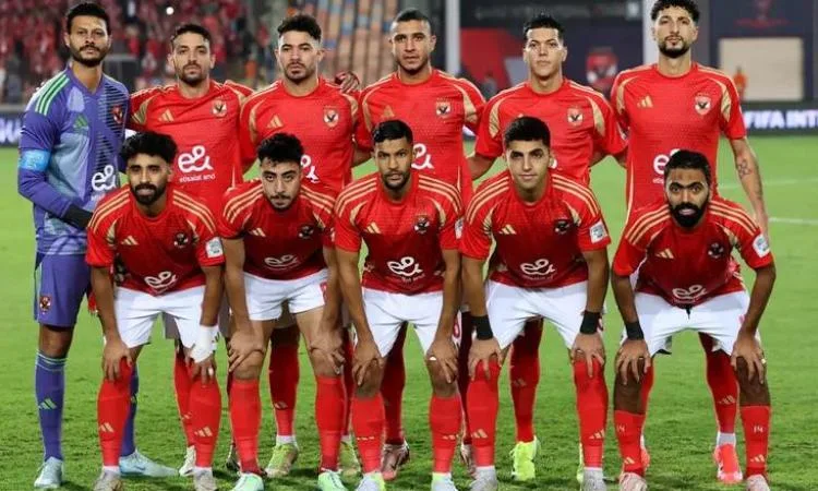 الأهلي يبدأ معسكره المغلق استعداداً لكأس العالم للأندية تحت مظلة “فيفا” الأهلي يبدأ معسكره المغلق استعداداً لكأس العالم للأندية تحت مظلة “فيفا”