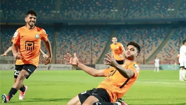 الأهلي يتجه نحو ضم لاعبين من البنك الأهلي الأهلي يتجه نحو ضم لاعبين من البنك الأهلي