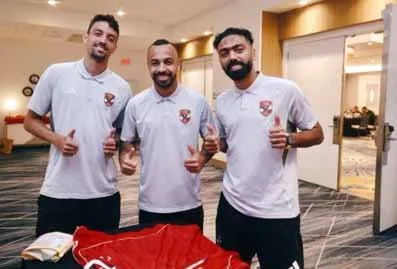 الأهلي يختتم تدريباته بلقاء ريبييرو وتطبيق جمل تكتيكية الأهلي يختتم تدريباته بلقاء ريبييرو وتطبيق جمل تكتيكية