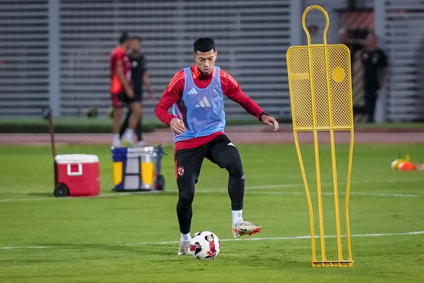 الأهلي يعمل بجهد لتجهيز إمام عاشور لمواجهة إنتر ميامي الأهلي يعمل بجهد لتجهيز إمام عاشور لمواجهة إنتر ميامي