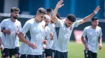 الأهلي يغادر لاعباً جديداً بعد استبعاده من السفر إلى أمريكا