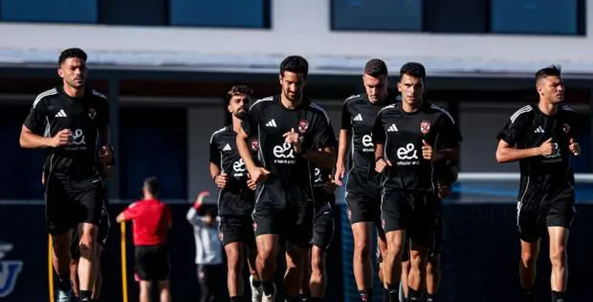 الأهلي يقوم بتدريب خفيف في فندق الإقامة استعدادًا لمواجهة إنتر ميامي. الأهلي يقوم بتدريب خفيف في فندق الإقامة استعدادًا لمواجهة إنتر ميامي.