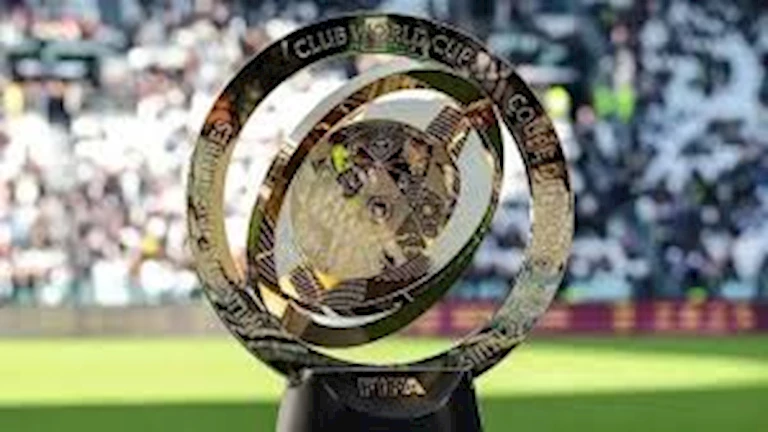 الأهلي يكشف عن الزي الرسمي لكأس العالم للأندية 2025 الأهلي يكشف عن الزي الرسمي لكأس العالم للأندية 2025