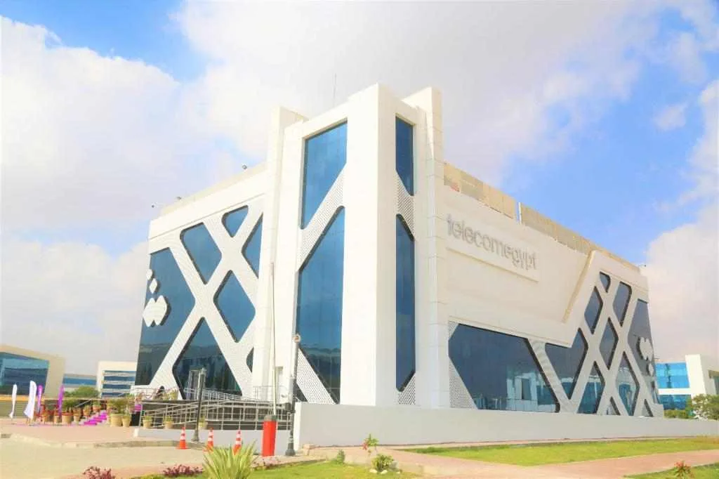 الإتصالات المصرية تتيح خدمات الجيل الخامس في مصر الإتصالات المصرية تتيح خدمات الجيل الخامس في مصر
