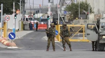 الإسرائيليون يتوجهون إلى المتاجر استعدادًا لبقاء طويل في الملاجئ
